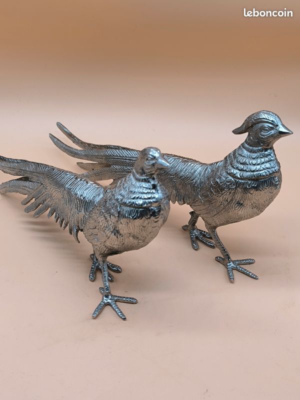 Couple De Faisans En Métal Argenté Ciselé - Déco Intérieure, Fabrication Française