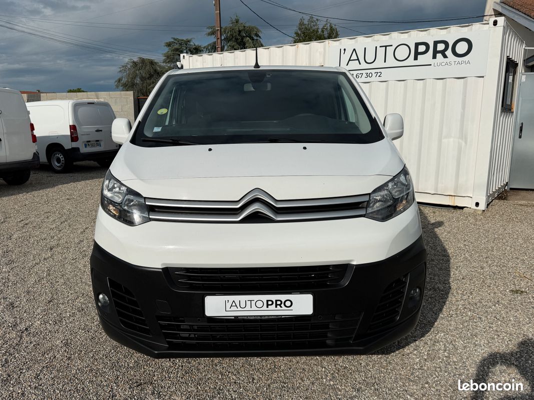 CITROËN JUMPY XS CarPlay Caméra de recul Excellent état (image 2)