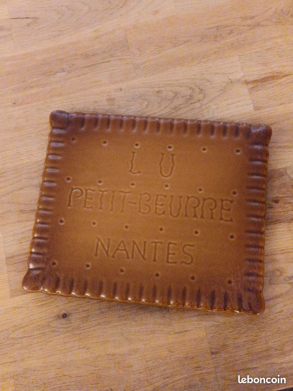Dessous De Plat Vintage LU En Céramique – Forme De Biscuit Petit Beurre Original