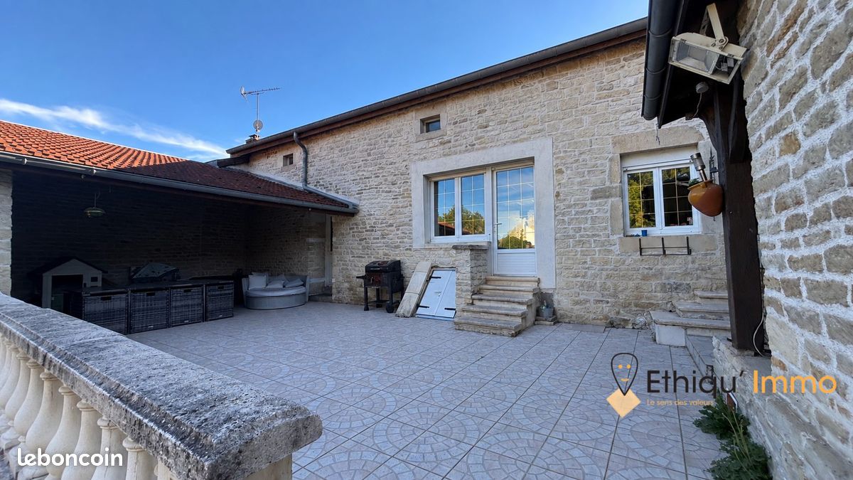 Maison 7 pièces 232 m² · à Jonchery · 232 m² · 329 000 €