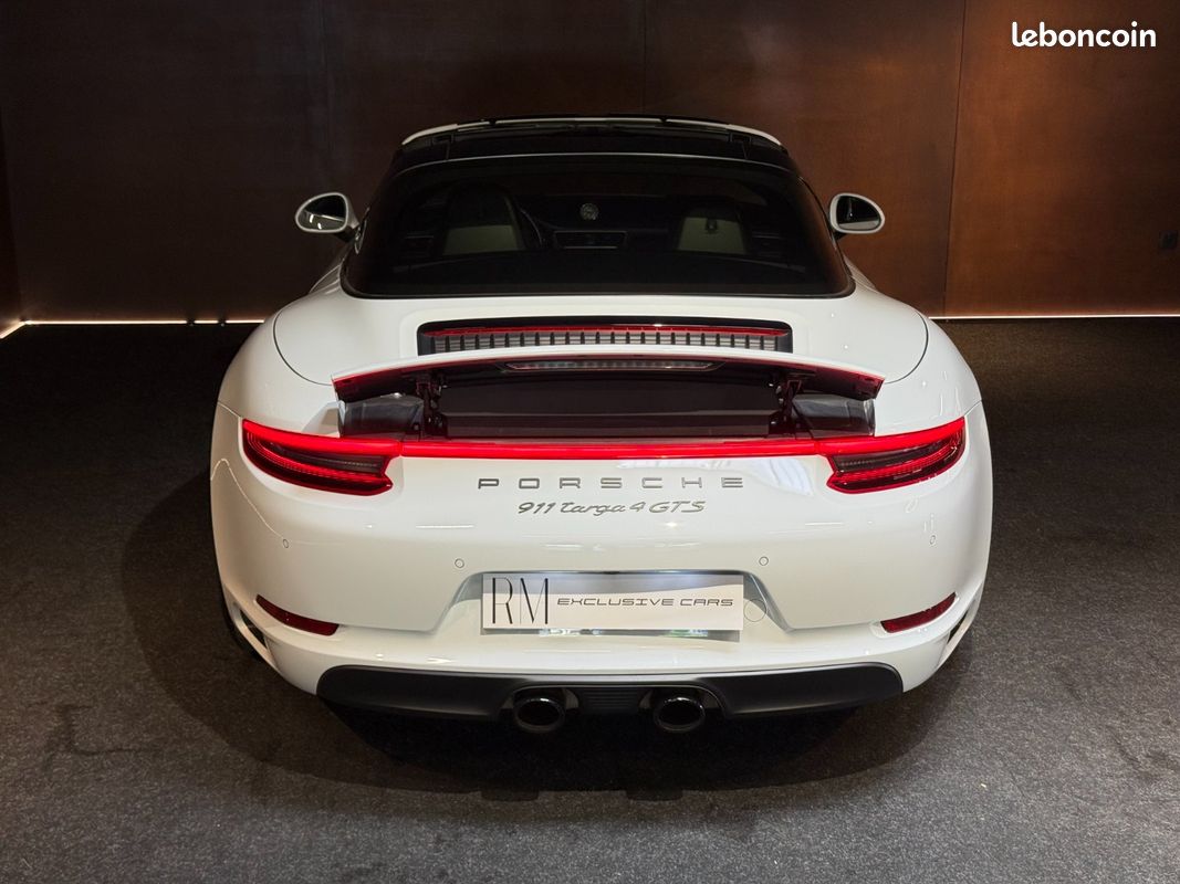 Porsche 911 991 Carrera 4 GTS Targa PDK Immat France Bose / Echappement Sport (image 11)