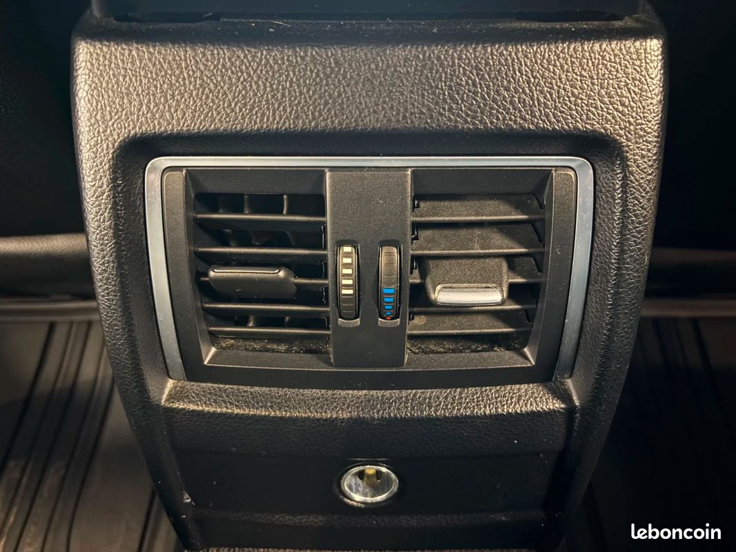 BMW SERIE 3 TOURING F31 LCI2 330i xDrive 252 ch BVA8 Lounge (image 20)