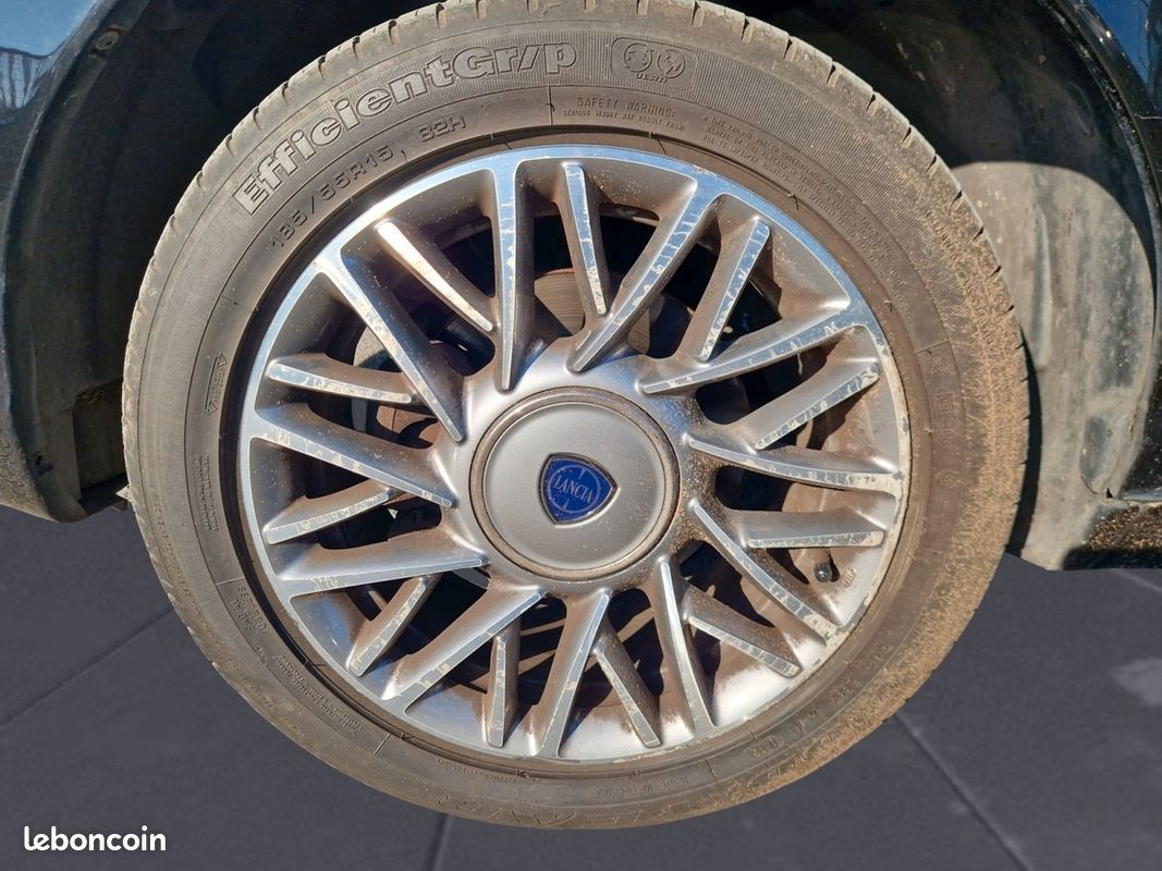 Lancia Ypsilon 1.2L 70 CH CLIM (image 13)
