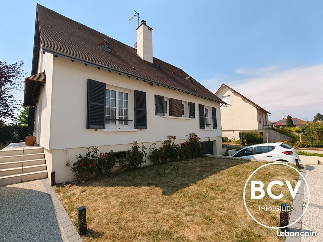 Maison 6 pièces 137 m² · à Chartres · 137 m² · 269 900 €