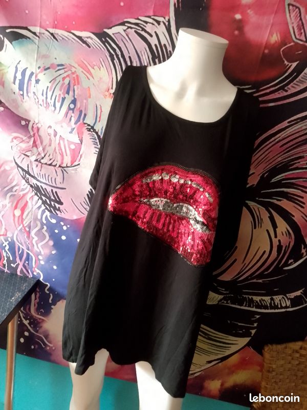 Blouse (image 1)