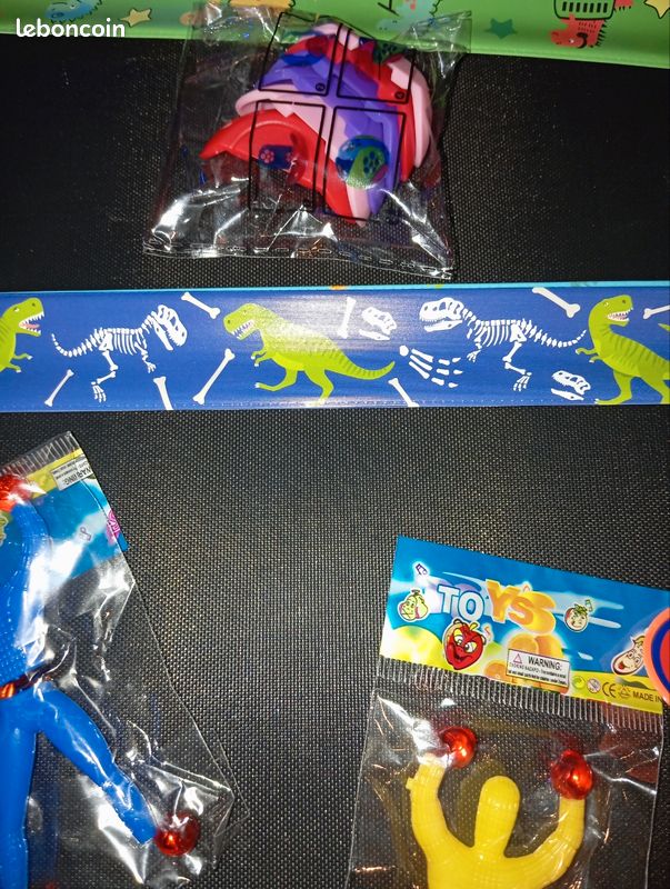 Lot d'une dizaine de fidget jeux (image 4)