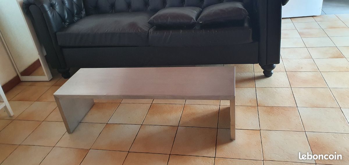 Table basse design (image 1)