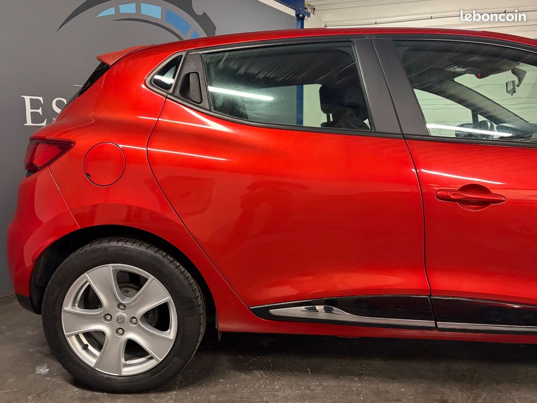 Renault CLIO IV Dynamique 1.2 73ch REGULATEUR - GPS - BLUETOOTH (image 22)