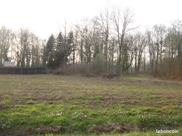 Terrain 1 080 m² La Grande Paroisse