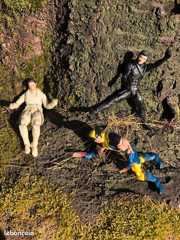 Figurine action (image 3)