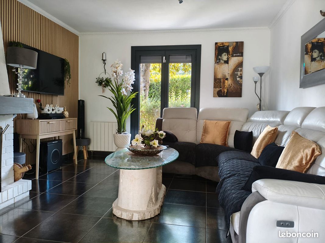 Propriété 8 pièces 200 m² (image 5)
