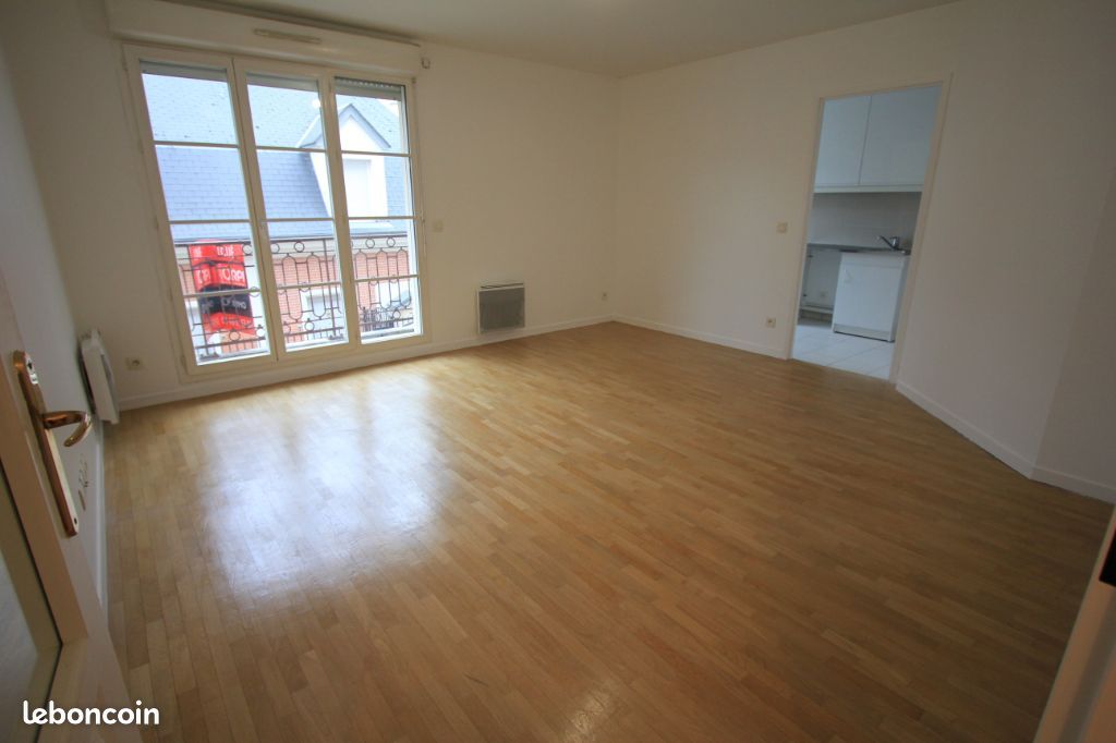 Appartement 2 pièces 44 m² · à Le Plessis-Robinson · 44 m² · 1 080 €/mois