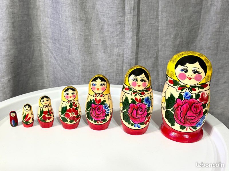 Poupées russes matriochka 7 pièces - Bois