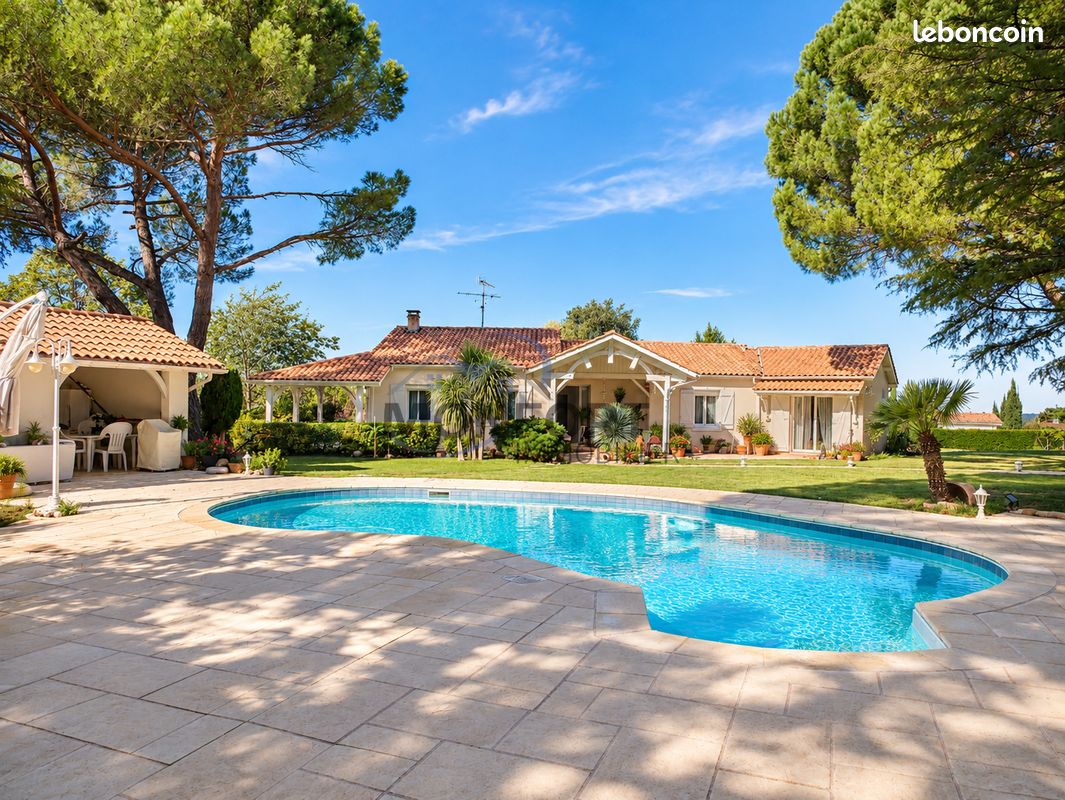 Maison 8 pièces 205 m² · à Tonneins · 205 m² · 330 000 €