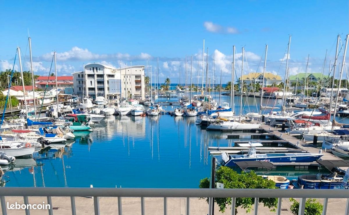 Appartement 3 pièces 51 m² · à Saint-François · 51 m² · 196 000 €
