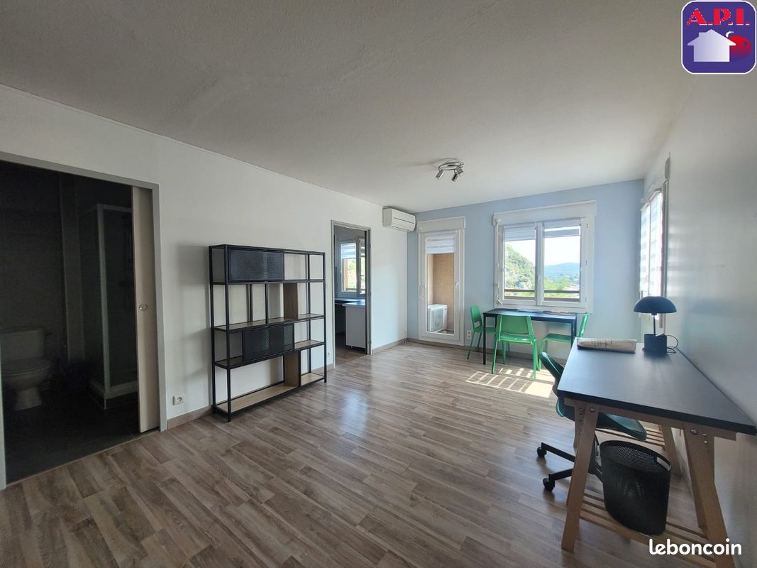 Appartement 1 pièce 37 m² · à Foix · 37 m² · 500 €