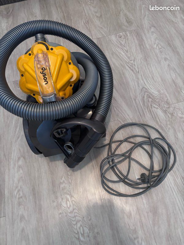 Aspirateur traîneau Dyson DC 29 (image 15)