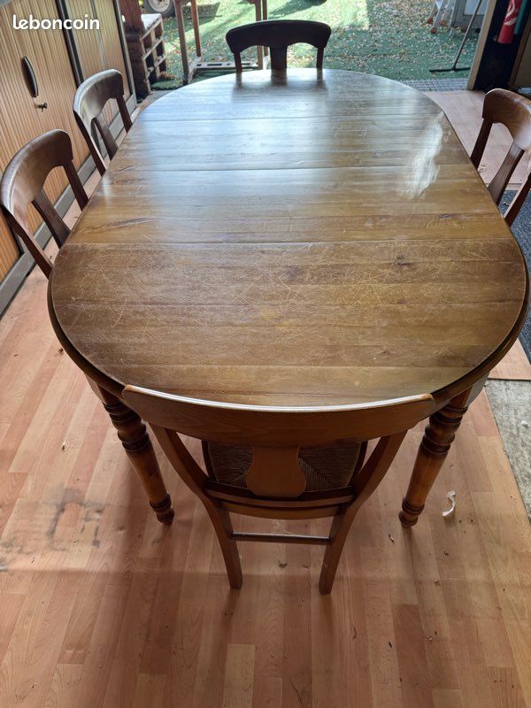 Table merisier avec 5 chaises - Ameublement