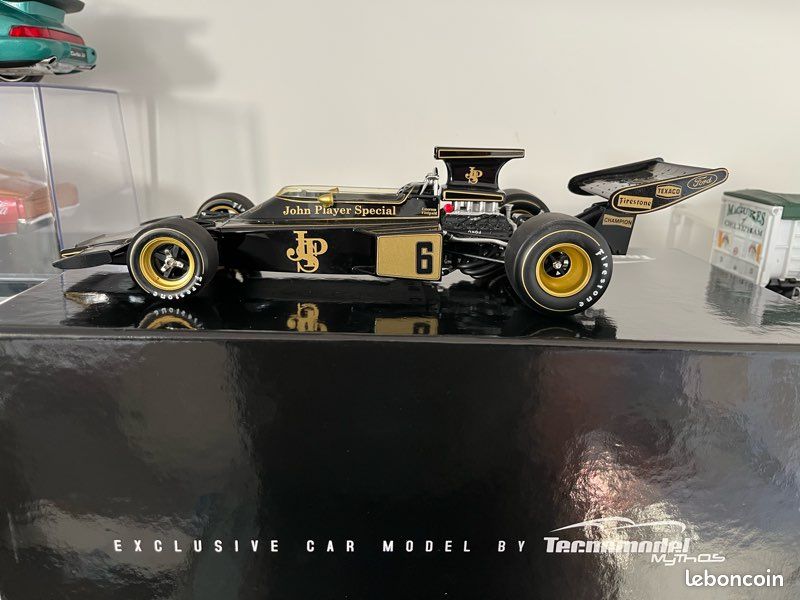 Jouet Filoguidé Sanchis Lotus 72 Fittipaldi #1 - 32 Cm - Avec Boîte (Non Fonctionnel)