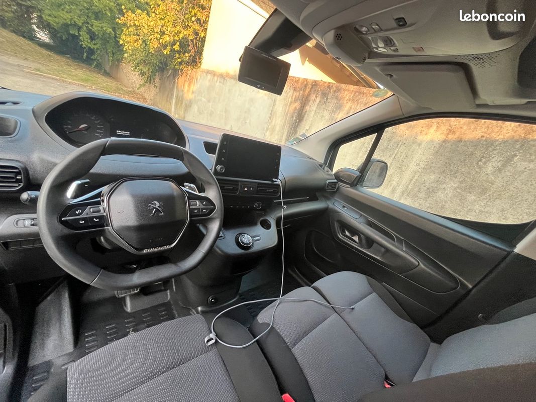 PEUGEOT Partner III Van (K9) 1.5 BlueHDI 131 CV (image 2)