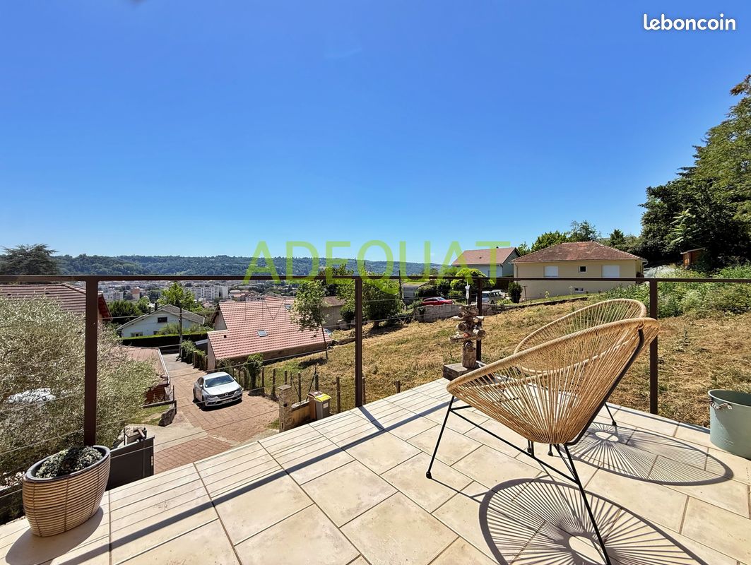 Maison 5 pièces 118 m² · à Bourgoin-Jallieu · 118 m² · 360 000 €