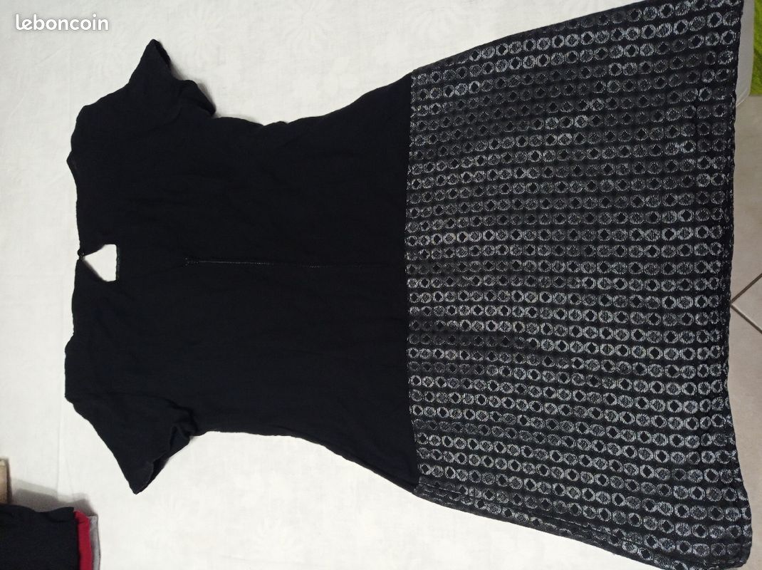 Robe (image 2)