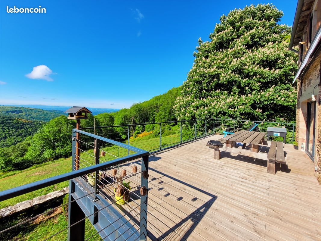 Maison 600 m² · à Viala-du-Tarn · 600 m² · 595 000 €