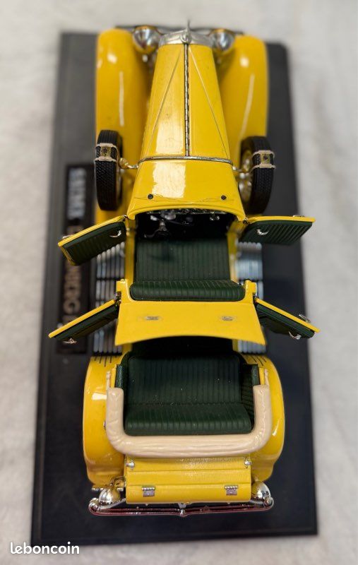 GREENLIGHT DUESENBERG II Sj Phaeton Recharge 1/18 Echelle Diecast