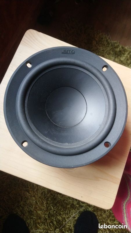 Haut parleur subwoofer Jamo (Gebraucht) in Les Cullayes für CHF 15