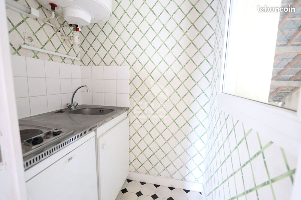 Appartement 1 pièce 21 m² · à Orléans · 21 m² · 380 €