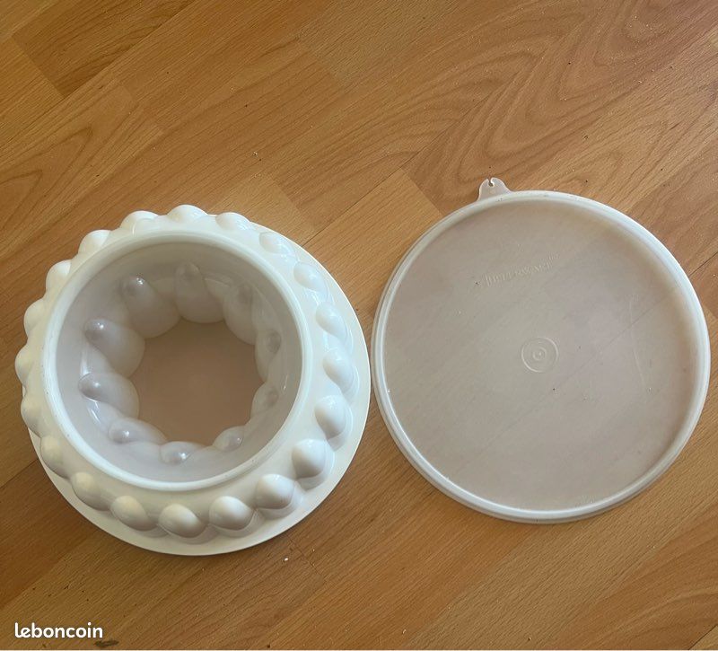 Grand Moule à charlotte Tupperware - Arts de la table