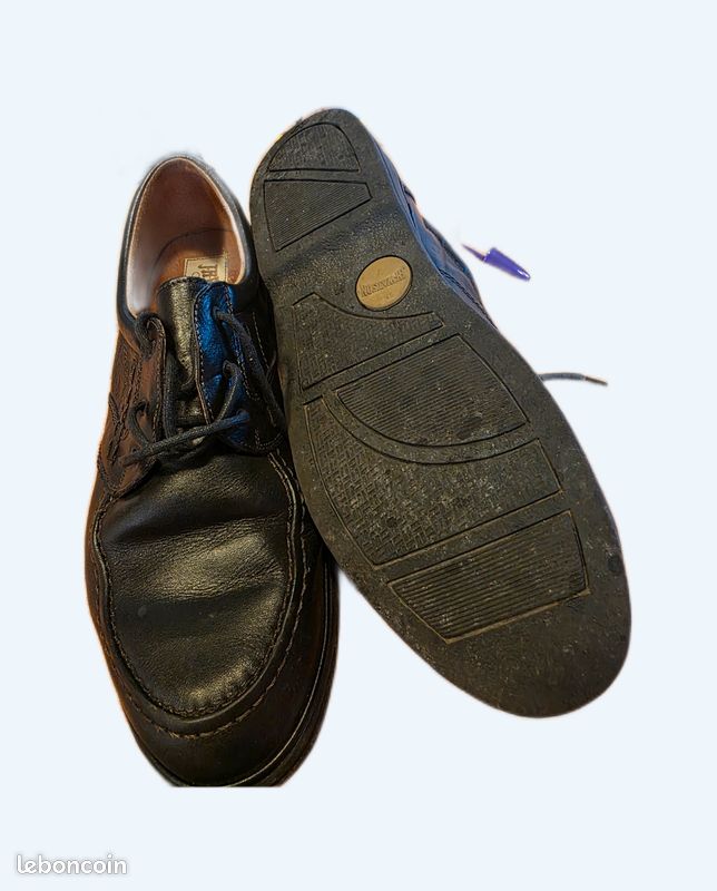 Chaussures lacees noires pointure 45 (image 1)