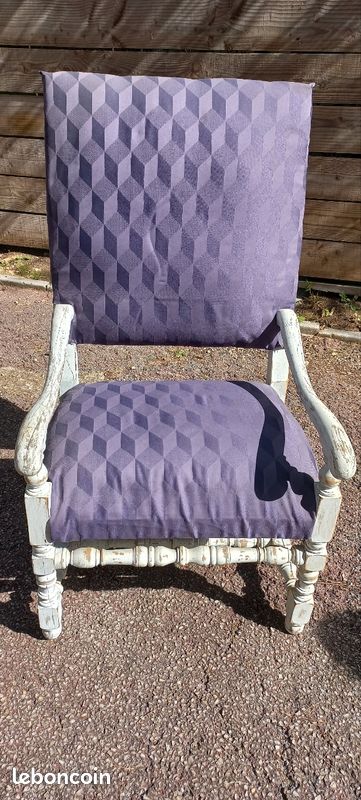 Fauteuil ancien (image 1)