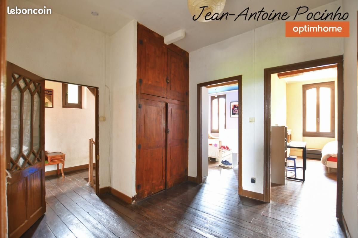 Maison 10 pièces 234 m² · à Sainte-Foy-de-Peyrolières · 234 m² · 213 200 €