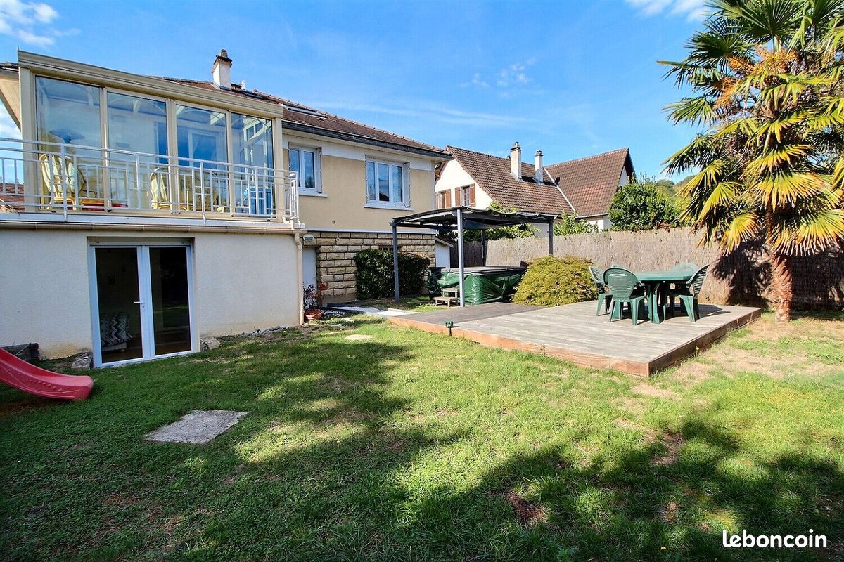 Maison 6 pièces 145 m² · à Bièvres · 145 m² · 590 000 €