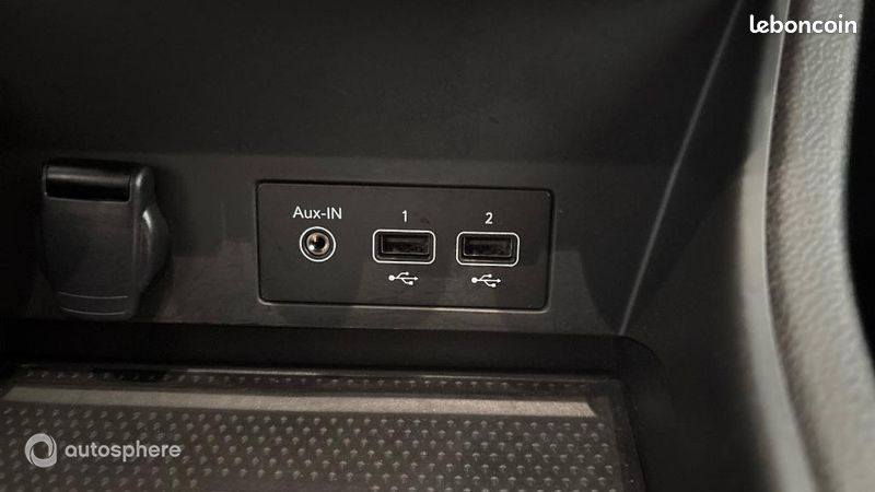 Renault Captur 1.6 E-Tech hybride 145ch Techno Fast Track (image 29)