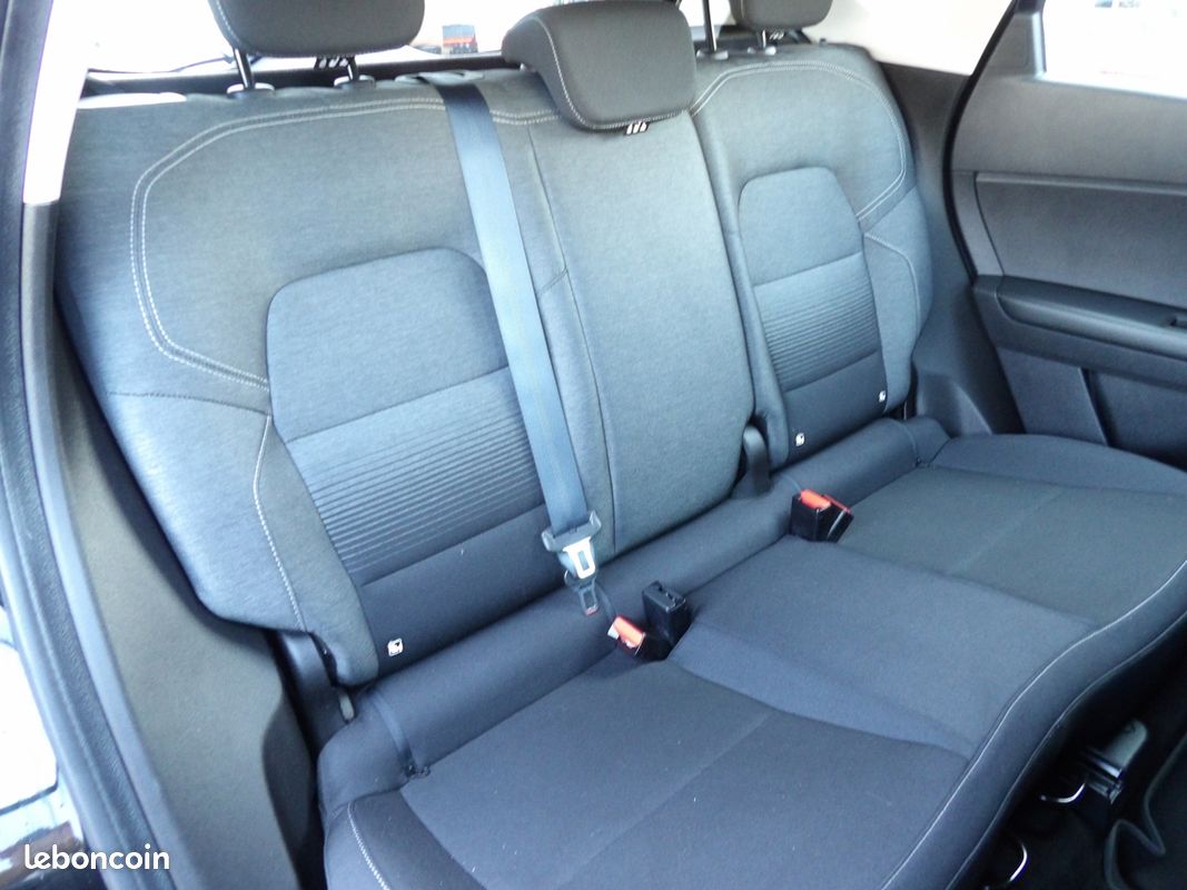 Renault CAPTUR II 1.3 TCE 130CH FAP BUSINESS EDC (image 10)