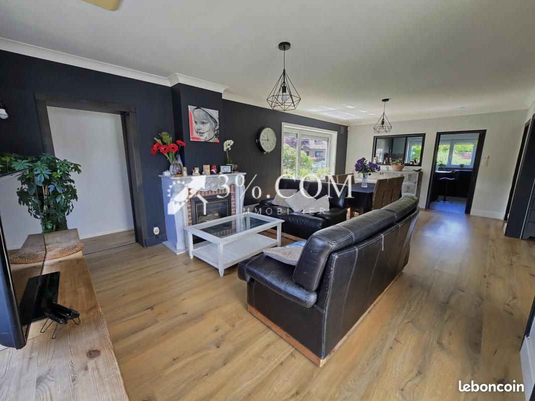 Maison 7 pièces 180 m² · à Halluin · 180 m² · 449 000 €