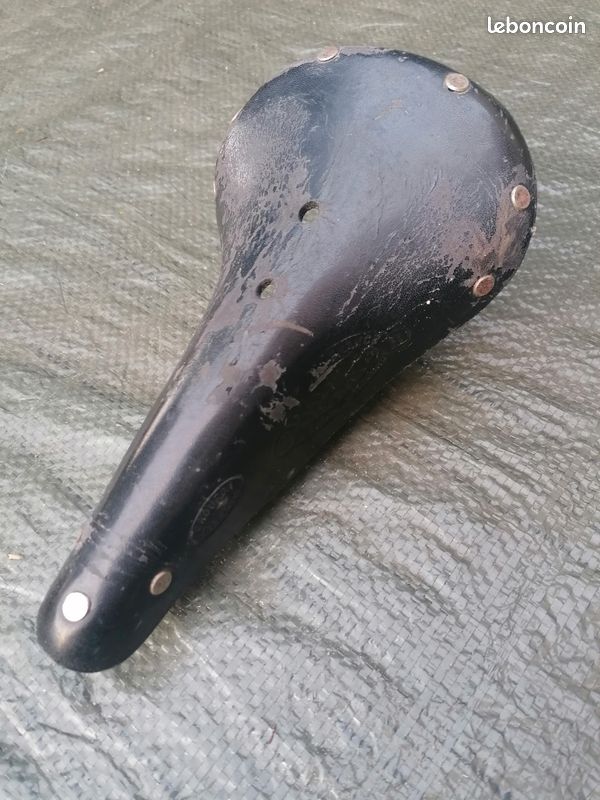 Selle idéale vintage ancienne en cuir - Équipements vélos