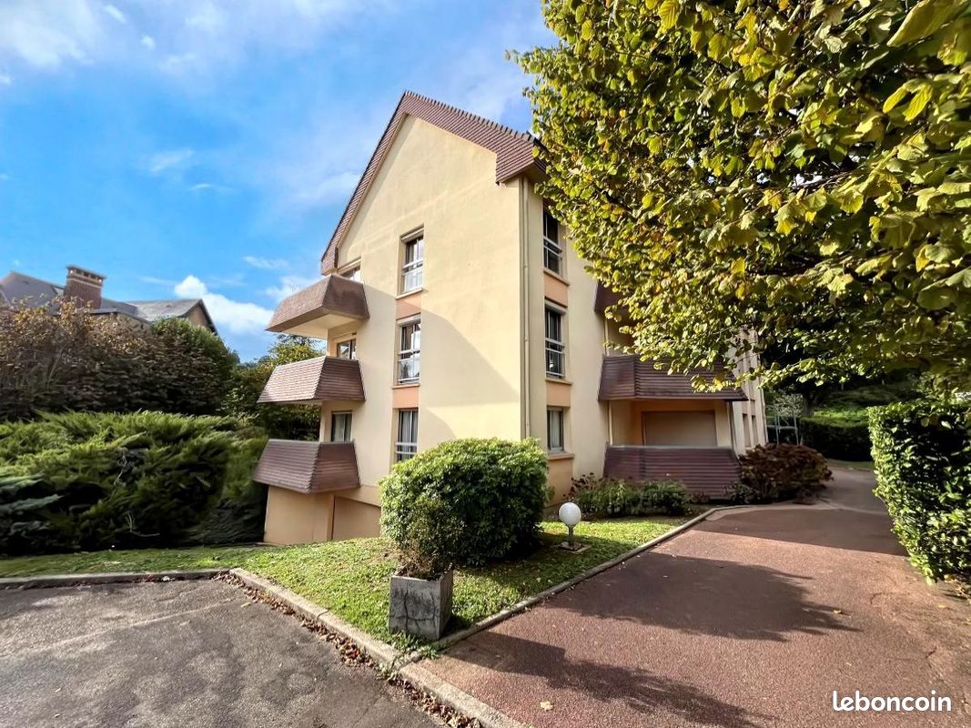 Appartement 4 pièces 109 m² · à Mont-Saint-Aignan · 109 m² · 270 000 €