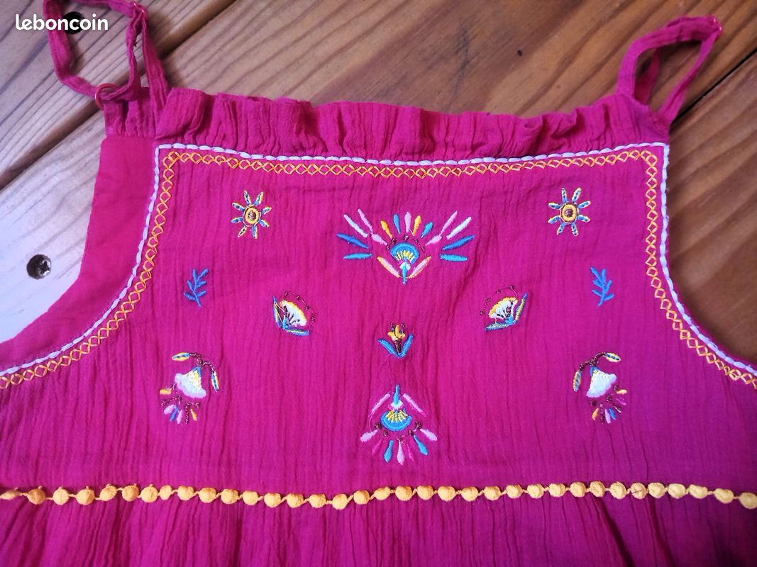 Blouse débardeur rose fuchsia sergent major 11 ans motifs brodés fleurs ethnique (image 7)