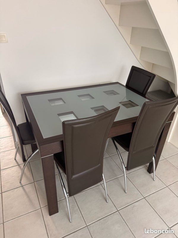 Table (image 2)