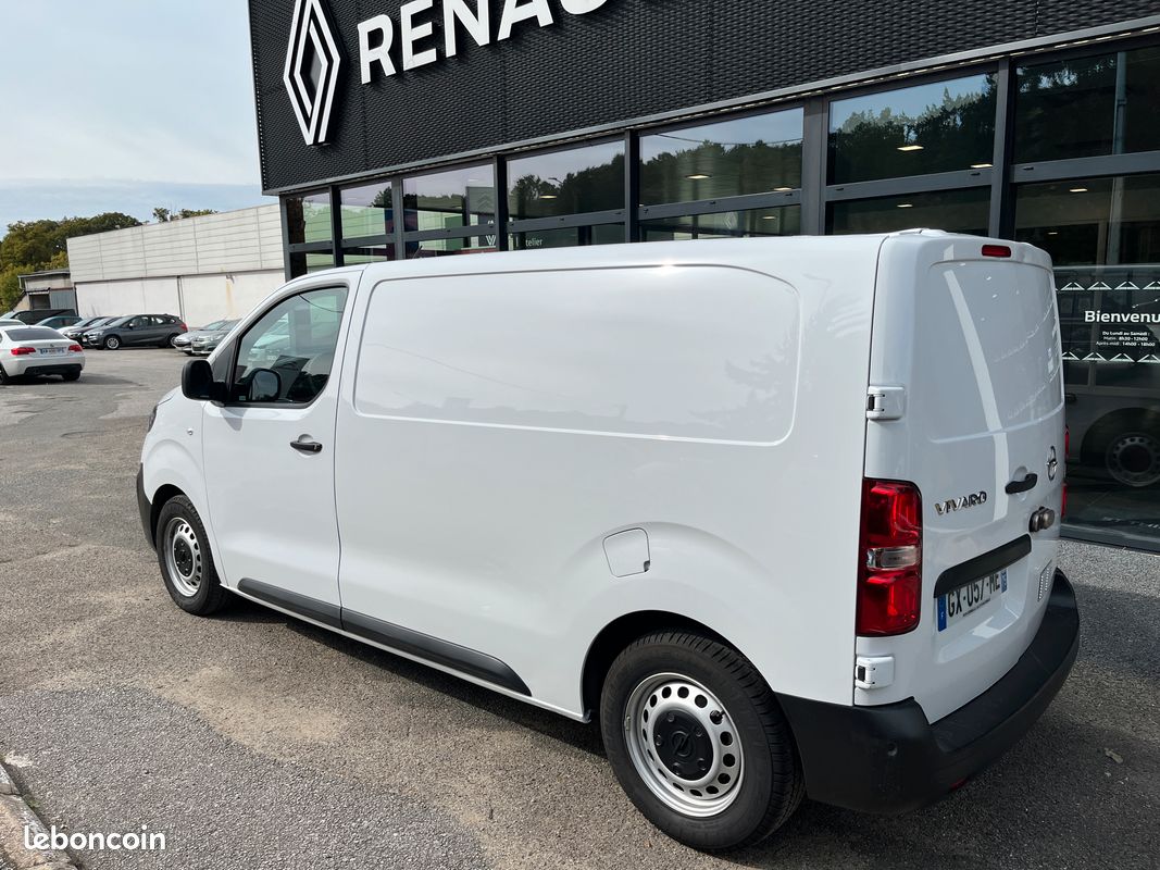 Opel vivaro iii fourgon taille m bluehdi 180 s&s eat8 pack business (image 4)