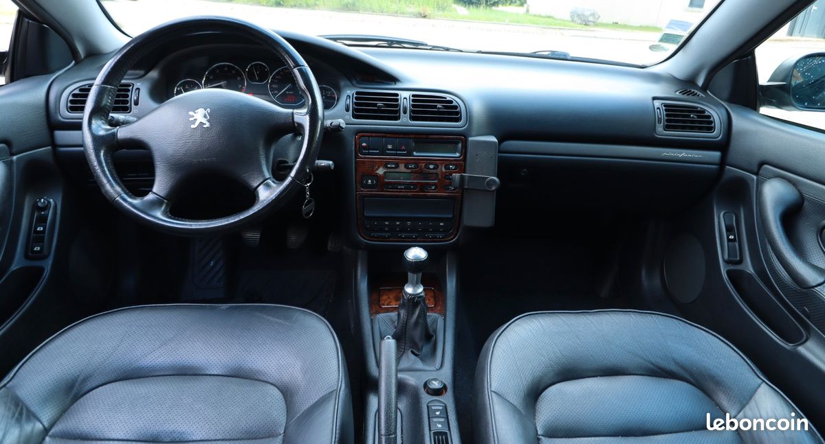 PEUGEOT 406 COUPE V6 3.0 195 Ch PACK CUIR SIEGES ELECTRIQUES (image 3)