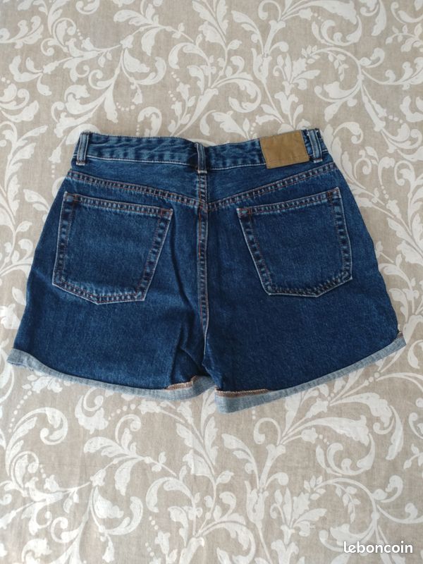 Short taille haute / Pull&Bear /T36 (image 3)