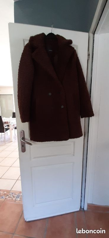 Manteau 3/4 style moutonné porté 1 fois (image 1)