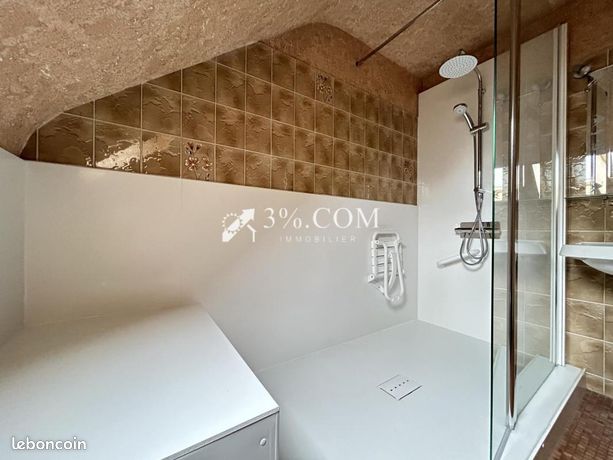https://img.leboncoin.fr/api/v1/lbcpb1/images/42/50/23/425023c4dda656e68fc9bca36b0be0bb90959fef.jpg?rule=ad-image