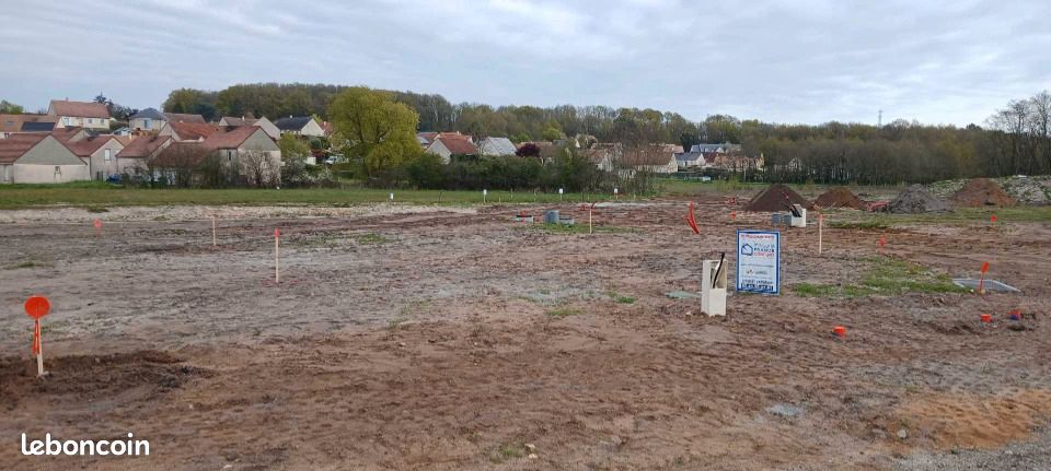 Terrain 549 m² Le Breil Sur Merize · à Le Breil-sur-Mérize · 45 000 €
