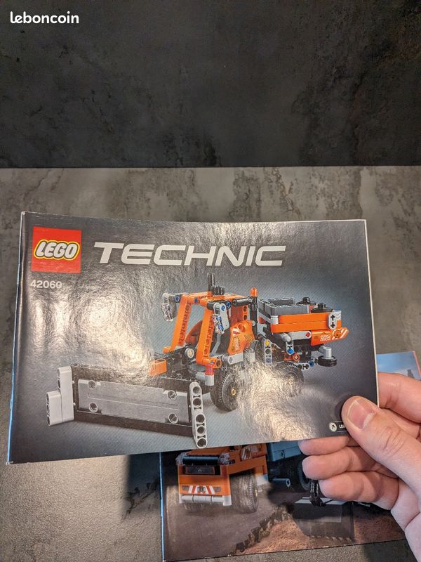 Lego Technic 42060 - Lot 626 - Notice uniquement (image 11)