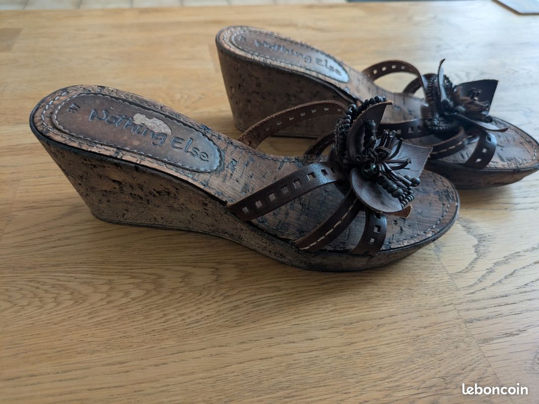 Mules compensées Chaussures